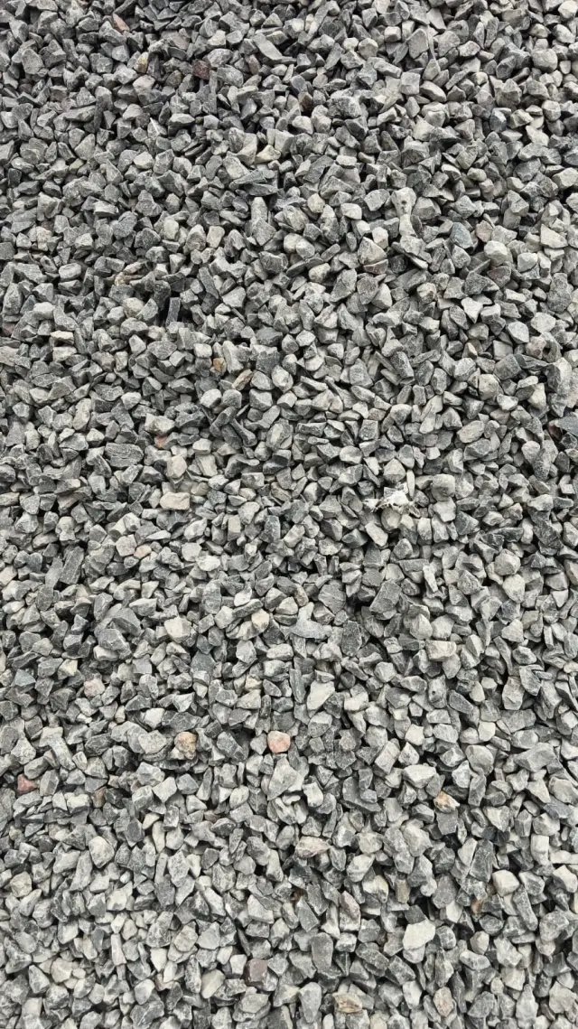 20mm crushed stone aggregate supplied by Gurukrupa Enterprises
